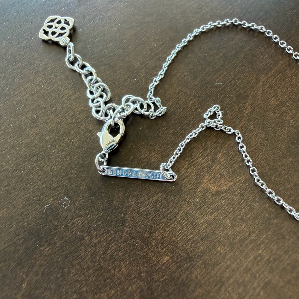 Kendra Scott Elisa Necklace - Picture 5 of 5